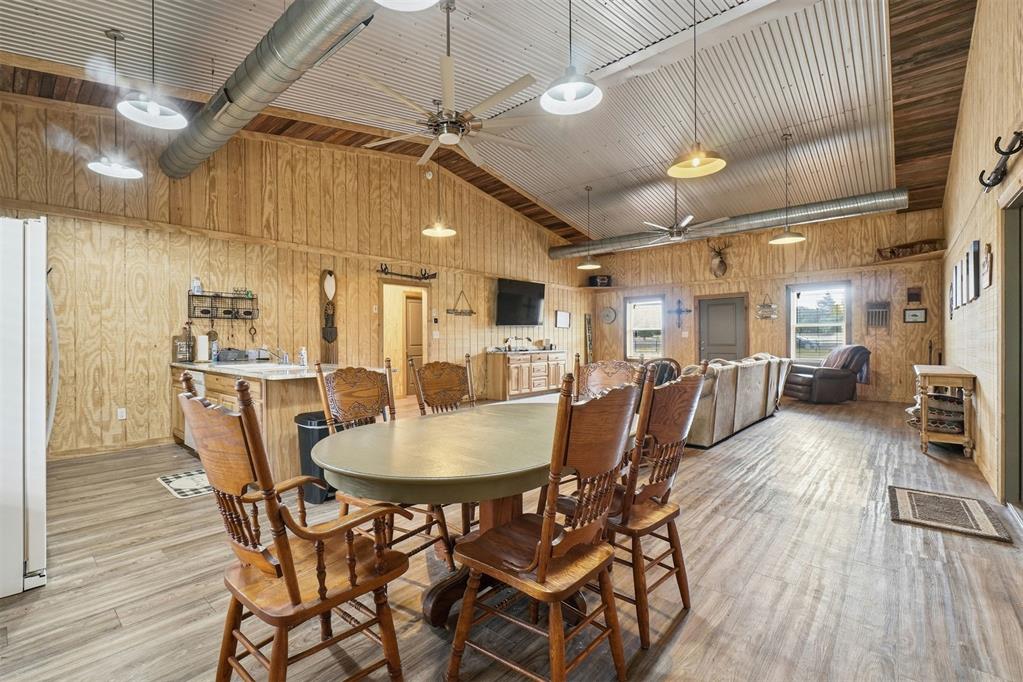 14721 Hwy 44a Property Photo 14