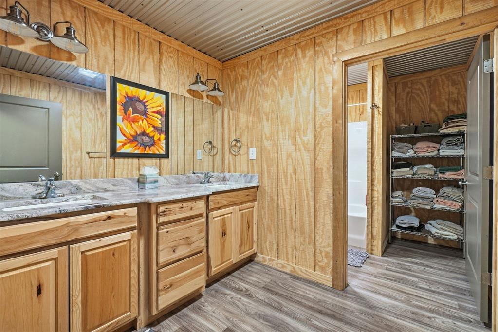 14721 Hwy 44a Property Photo 20