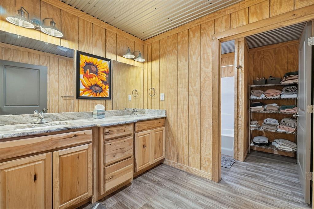 14721 Hwy 44a Property Photo 21