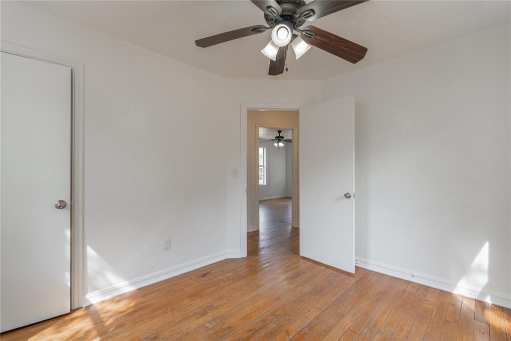 514 E Rickenbacker Drive Property Photo 23