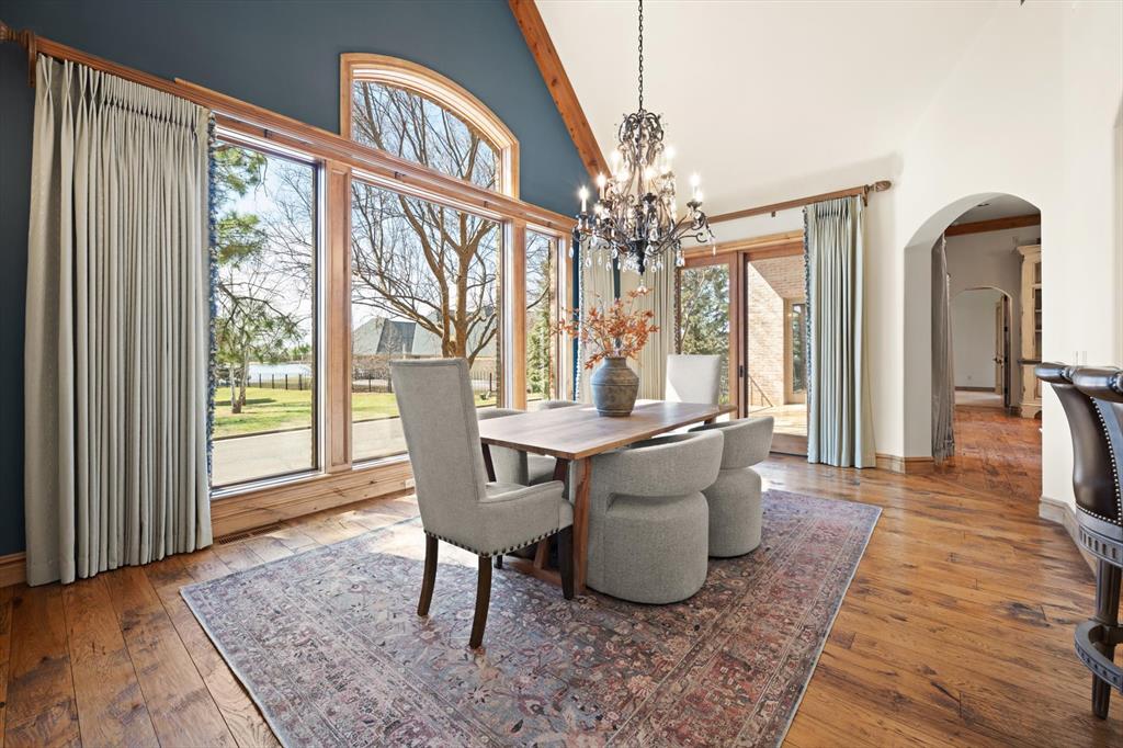 15613 Via Sierra Property Photo 2
