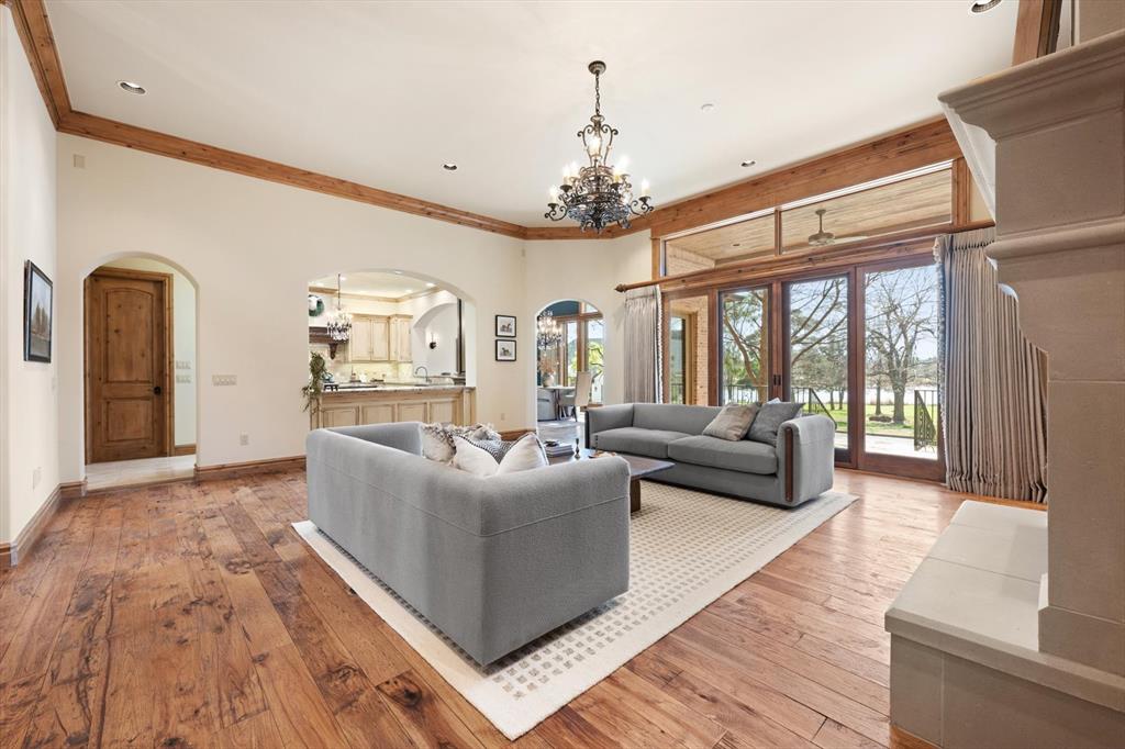 15613 Via Sierra Property Photo 5