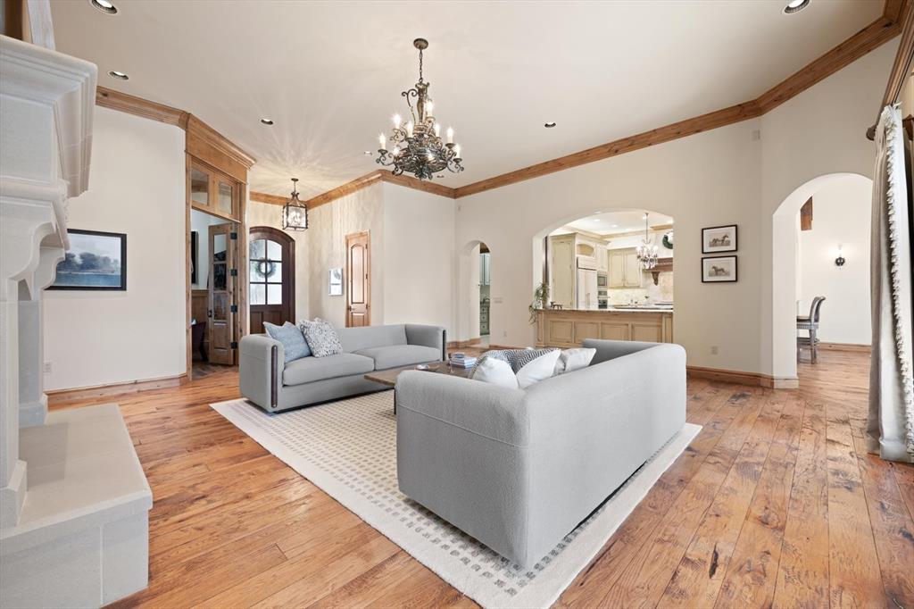15613 Via Sierra Property Photo 6