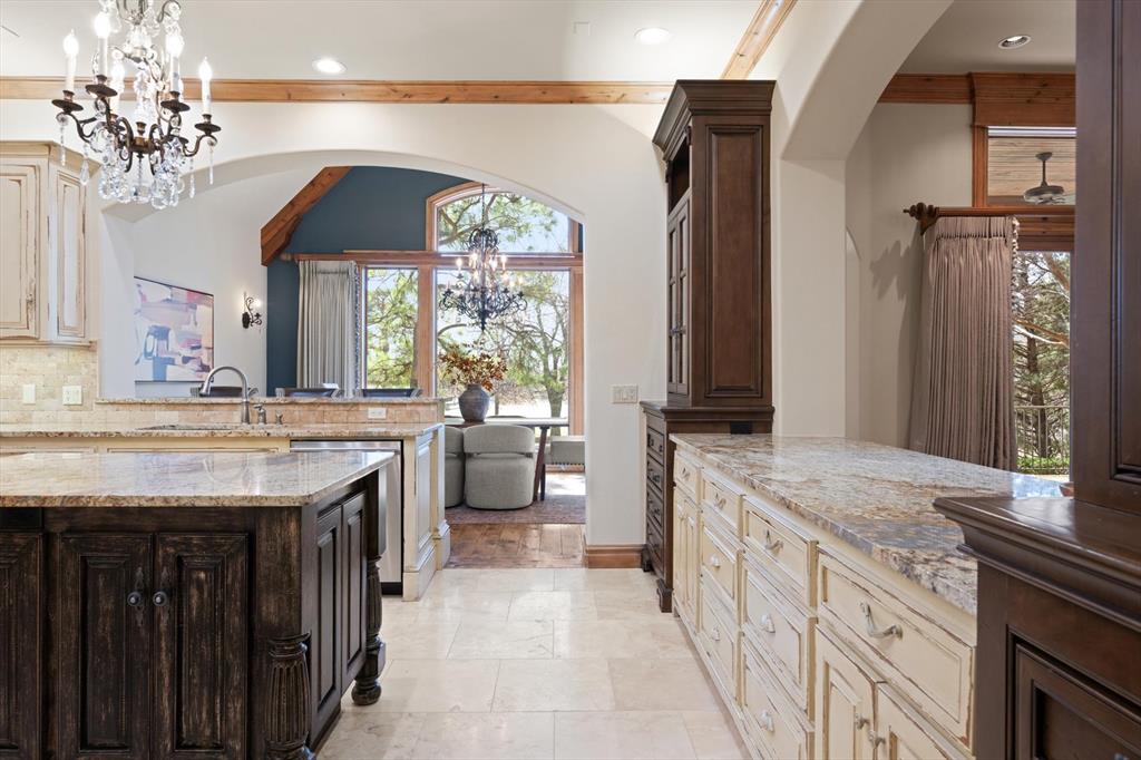 15613 Via Sierra Property Photo 18