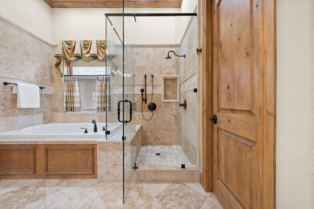 15613 Via Sierra Property Photo 23