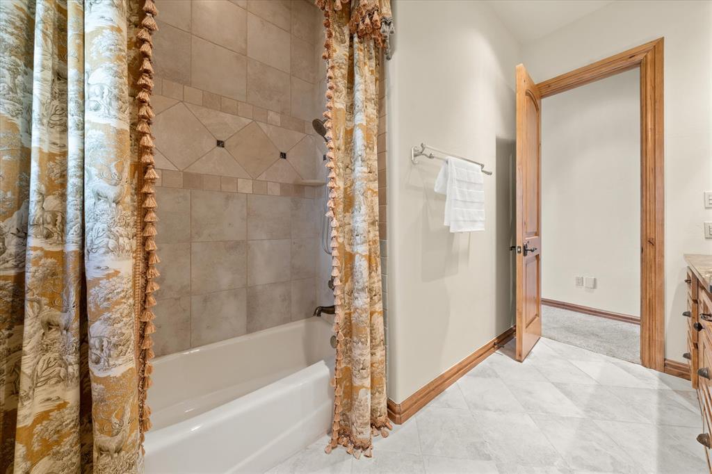 15613 Via Sierra Property Photo 24