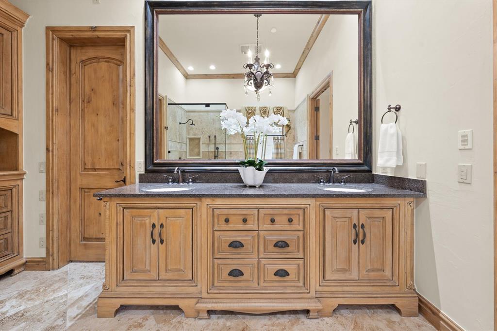 15613 Via Sierra Property Photo 25
