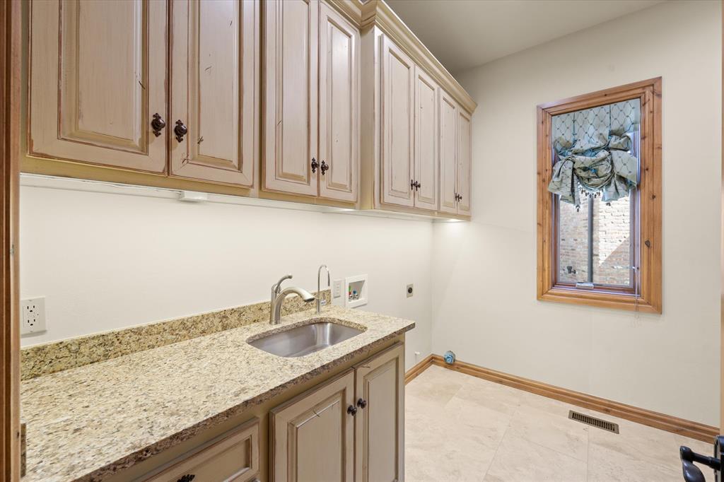 15613 Via Sierra Property Photo 36