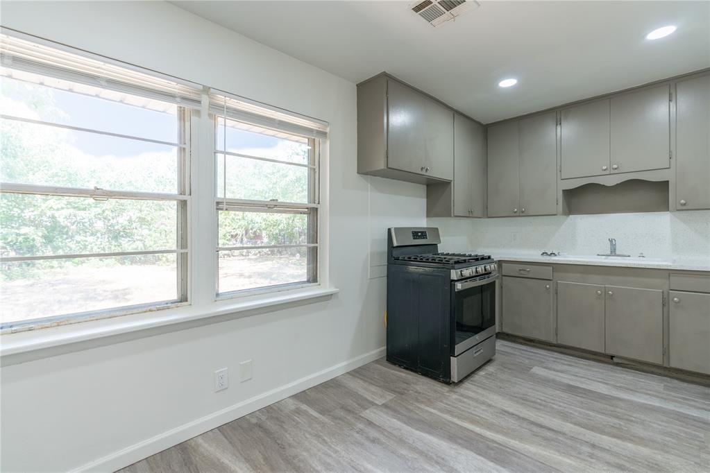 1531 Camden Way Property Photo 8