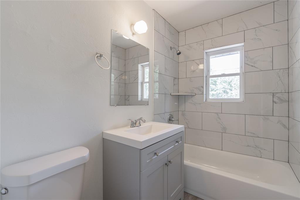 1531 Camden Way Property Photo 13