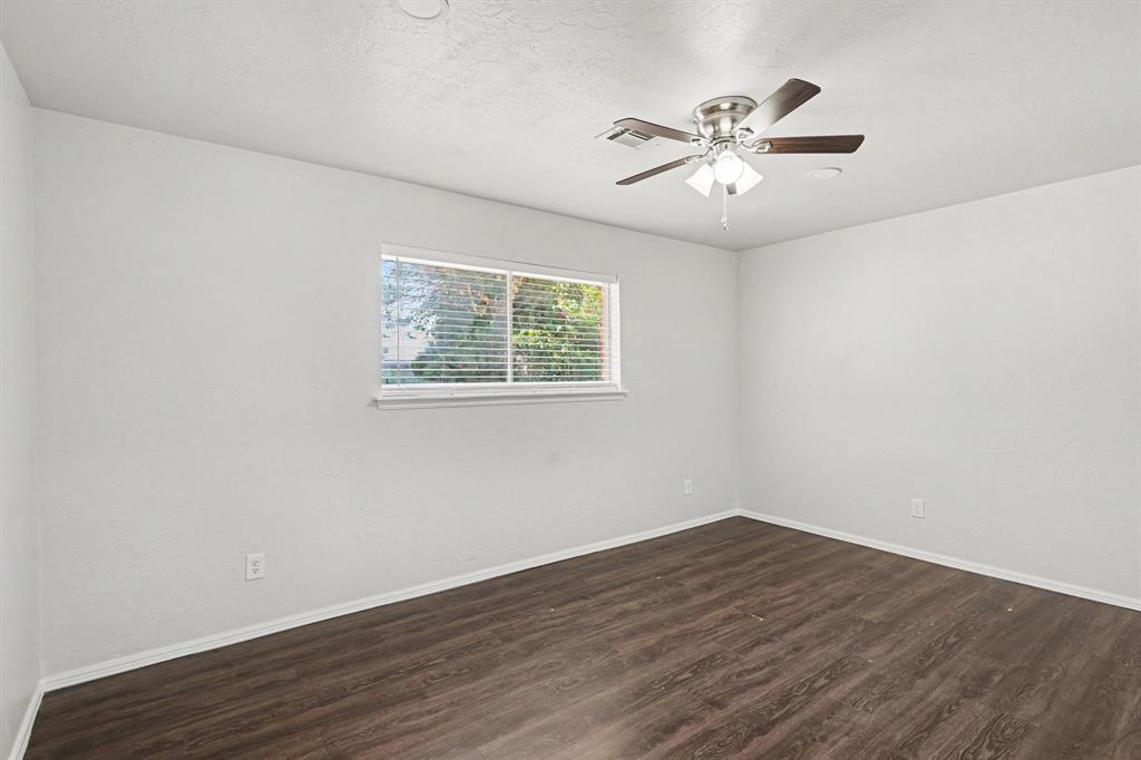 1716 N Fordson Avenue Property Photo 27
