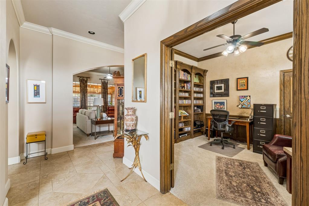 6609 Nw 118th Street Property Photo 8