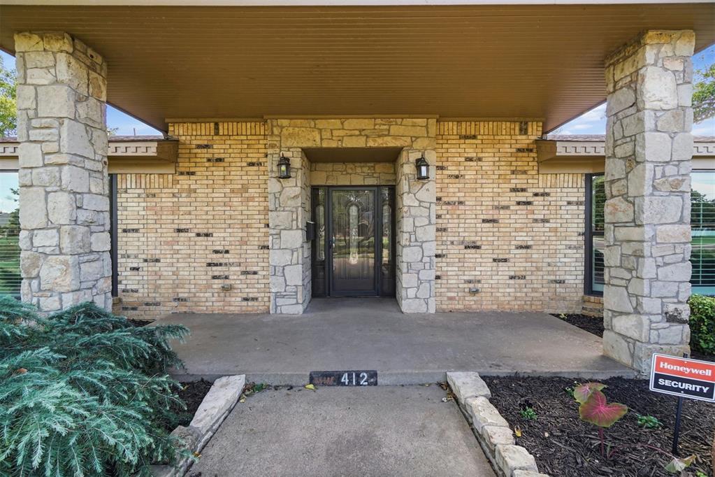 412 Paseo De Vida Street Property Photo 2
