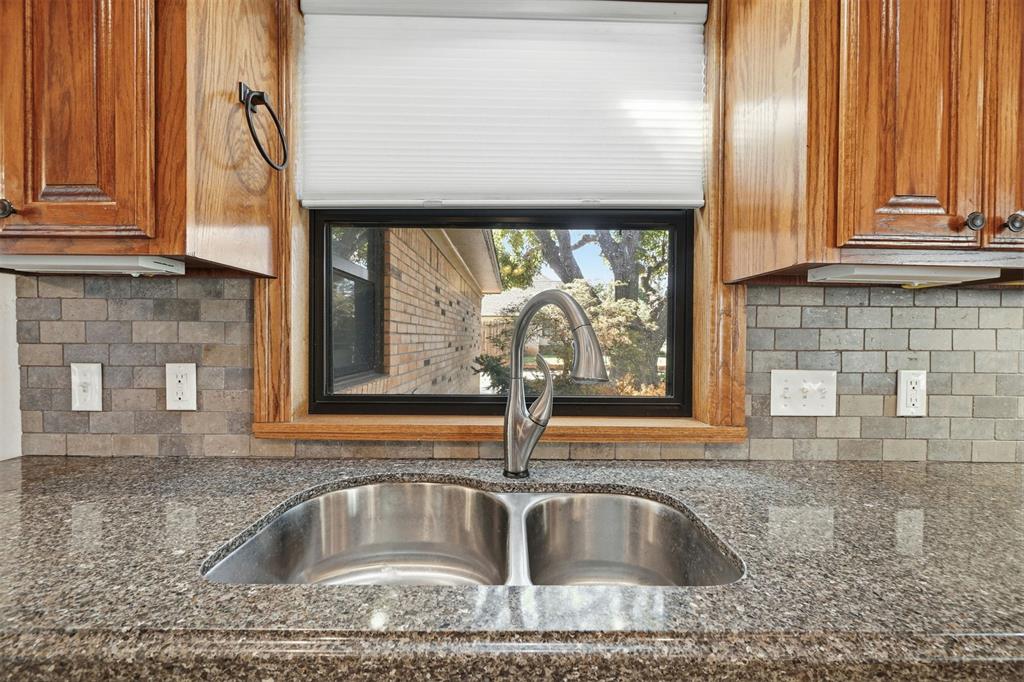 412 Paseo De Vida Street Property Photo 12