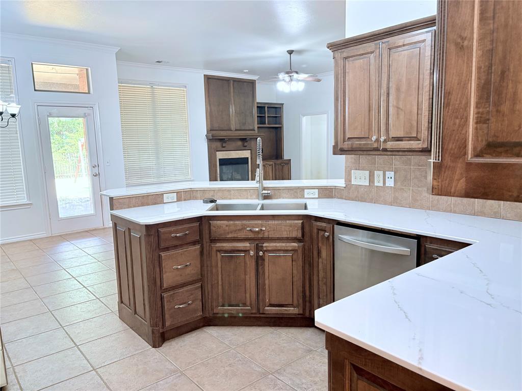 1250935 Property Photo 15