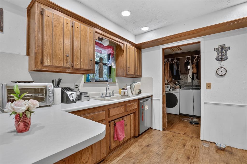 5200 Eden Circle Property Photo 15