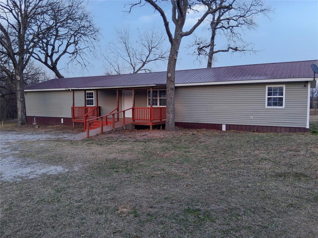 5982 County Road 3430 Property Photo 1