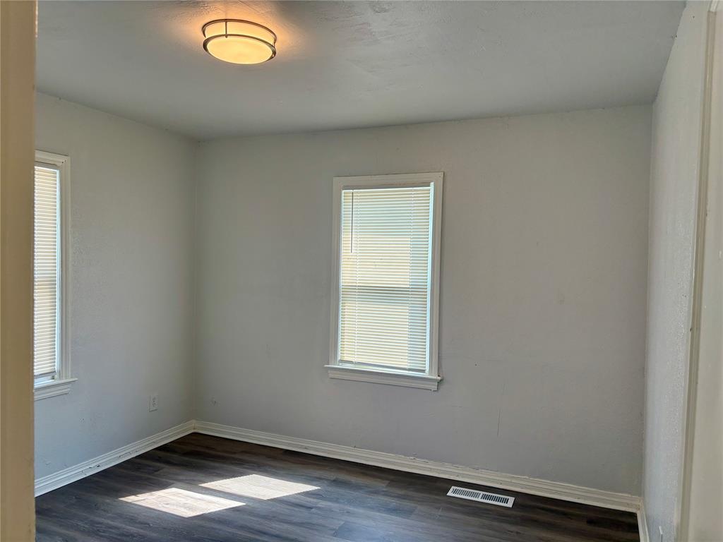 1250939 Property Photo 4