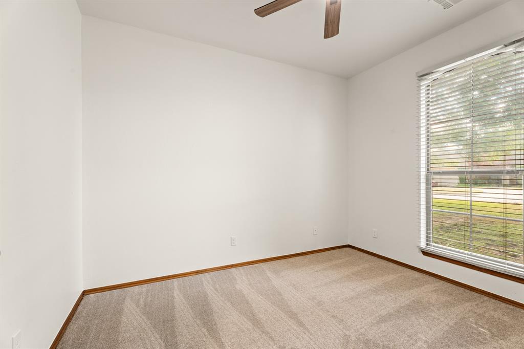 11008 Fairway Avenue Property Photo 24