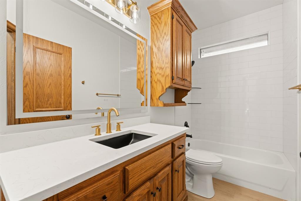 11008 Fairway Avenue Property Photo 26