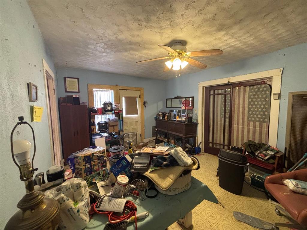 713 Nw Dearborn Avenue Property Photo 8
