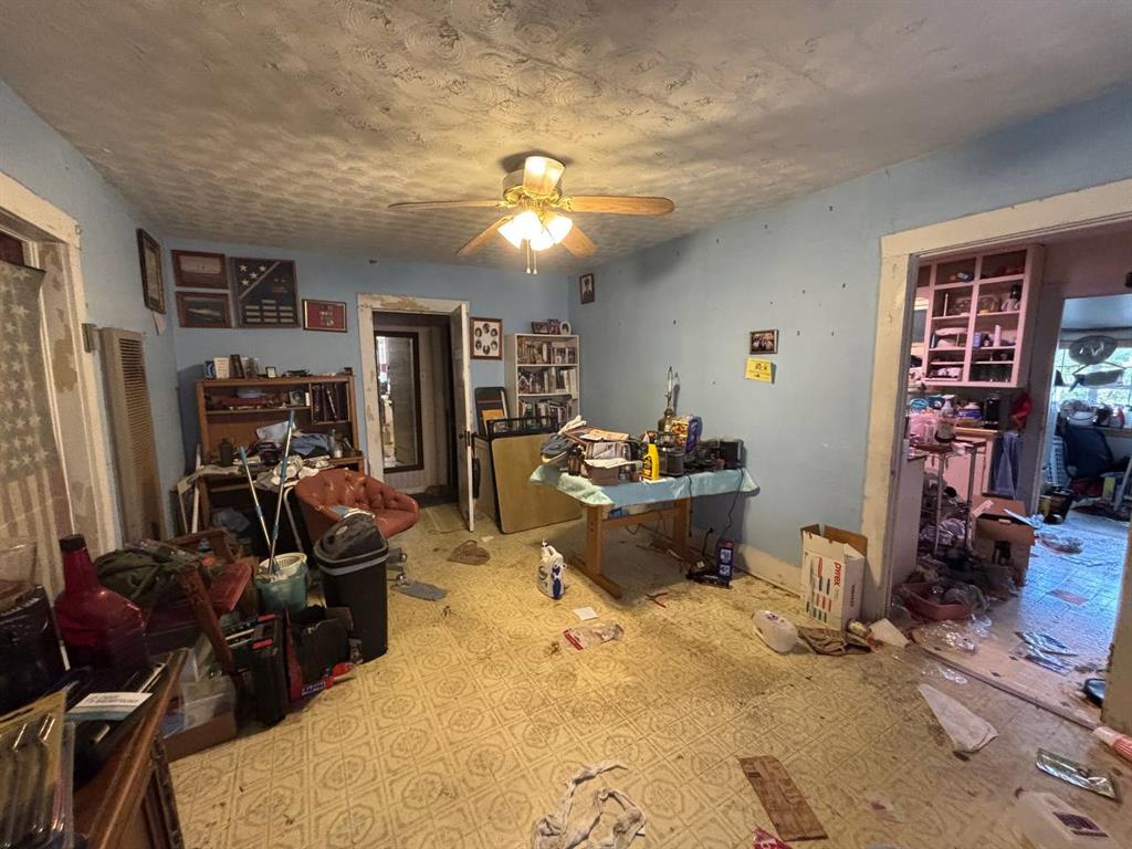 713 Nw Dearborn Avenue Property Photo 9