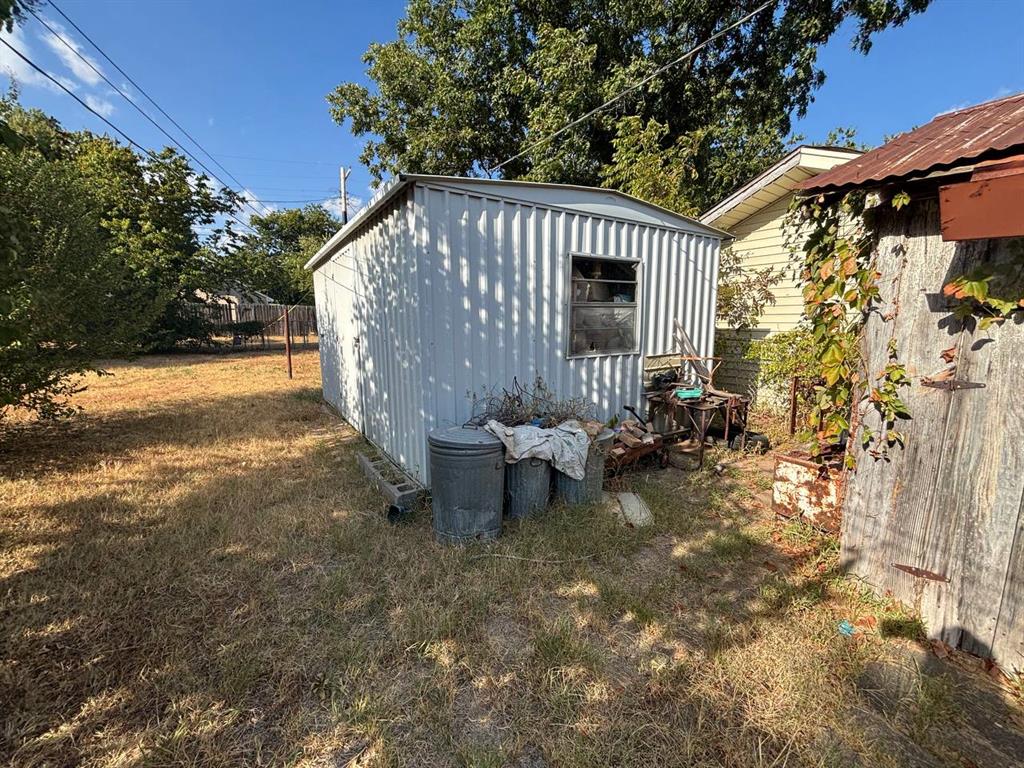 713 Nw Dearborn Avenue Property Photo 27