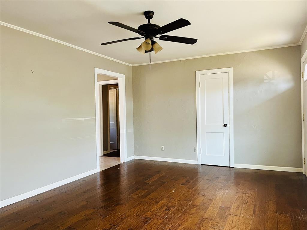 3029 W Fairfield Avenue Property Photo 8
