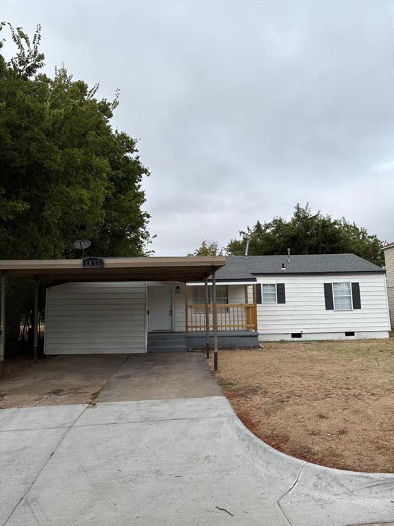 1813 Nw Pollard Avenue Property Photo 1