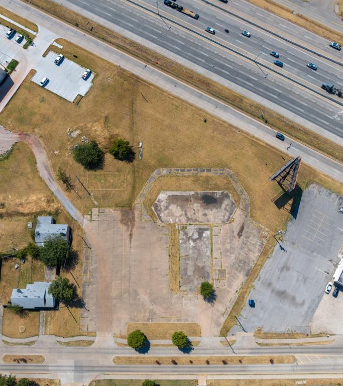 1711 N Broadway Avenue Property Photo 11
