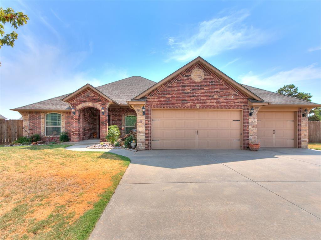 1670 Meadow Creek Circle Property Photo 2