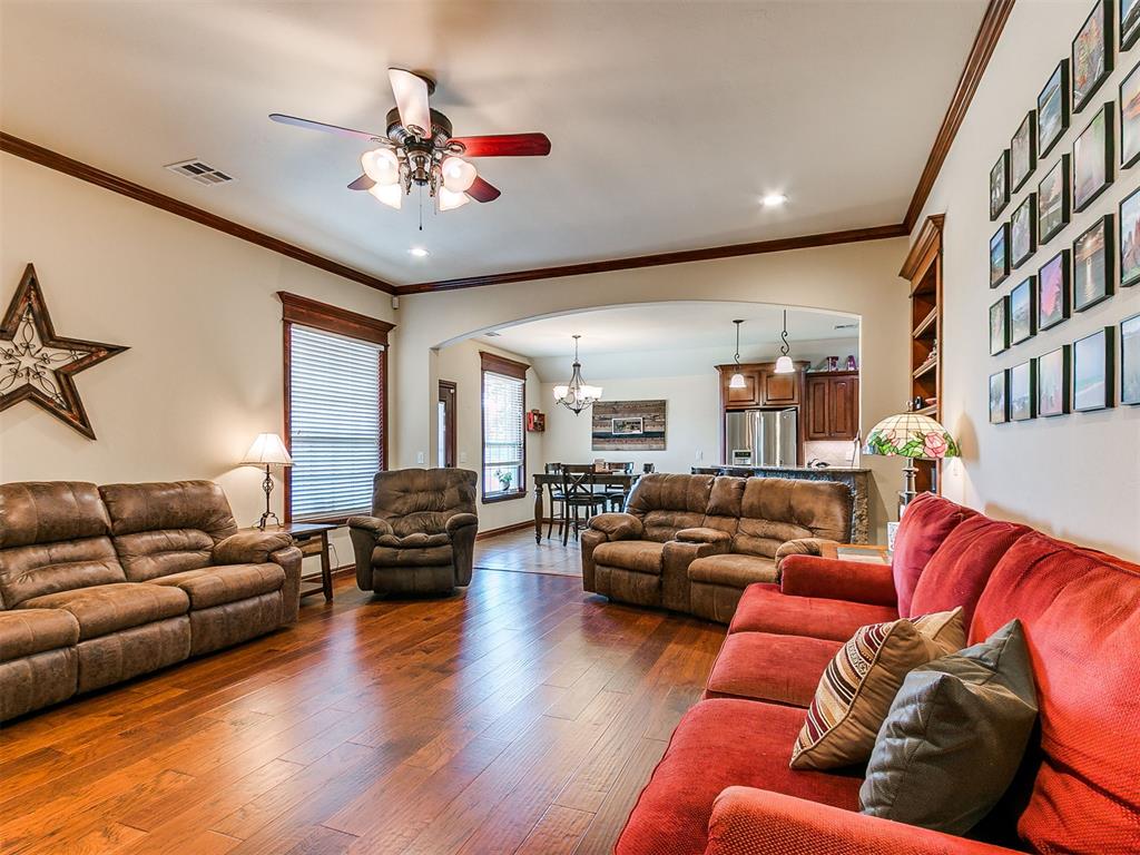 1670 Meadow Creek Circle Property Photo 6