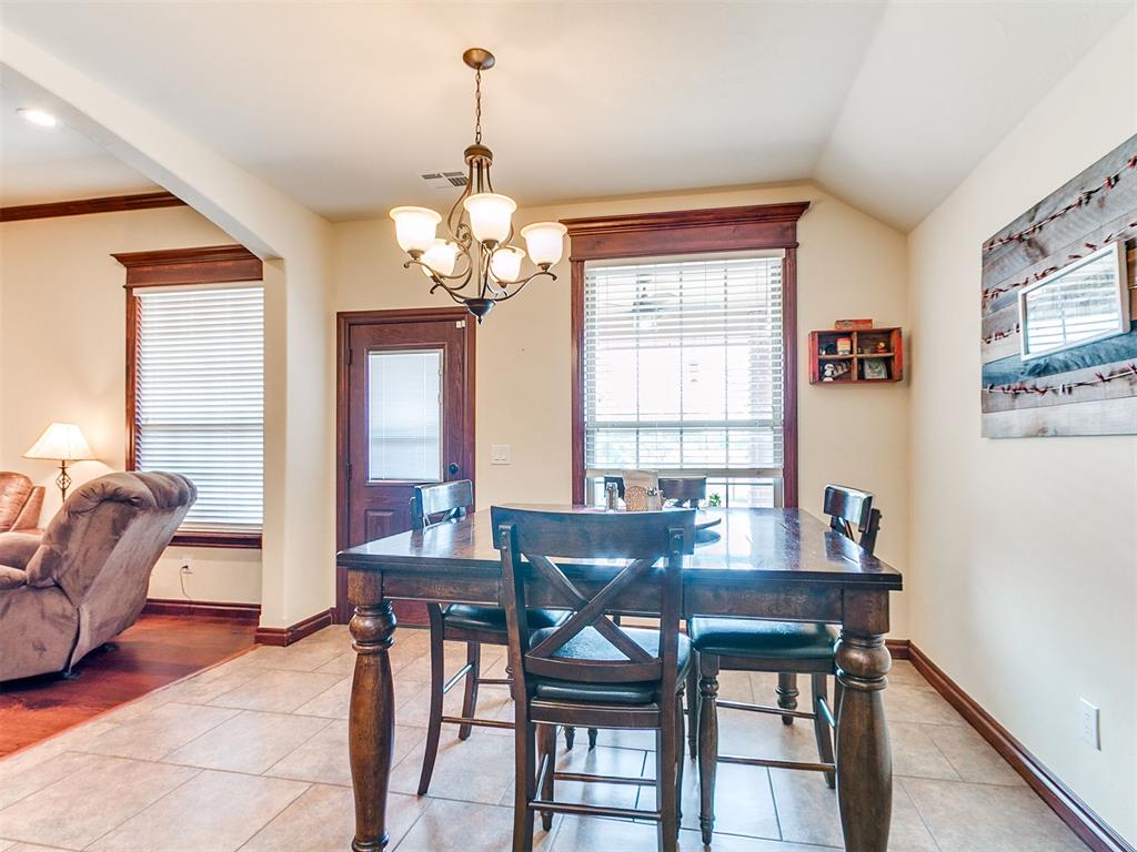 1670 Meadow Creek Circle Property Photo 10