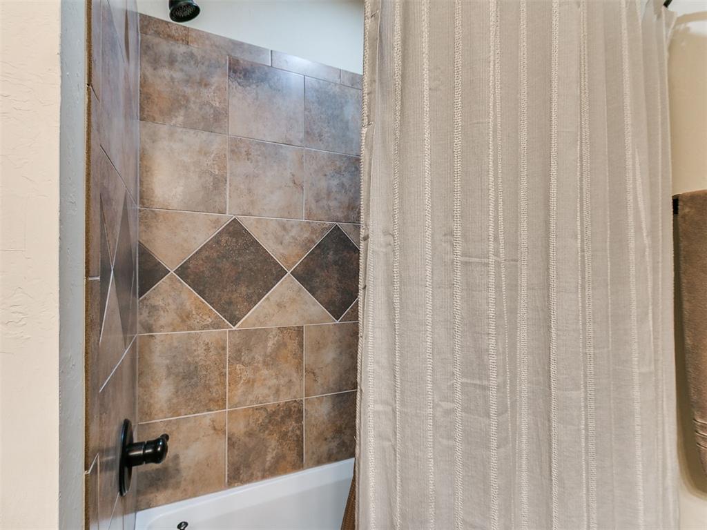 1670 Meadow Creek Circle Property Photo 27