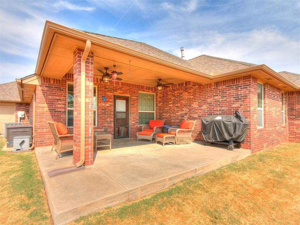 1670 Meadow Creek Circle Property Photo 31
