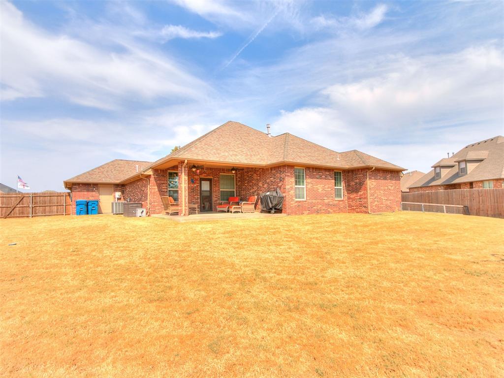 1670 Meadow Creek Circle Property Photo 33