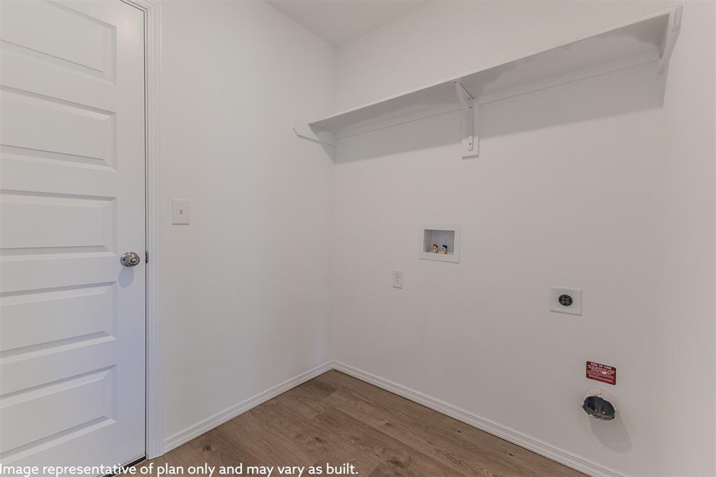 2010 W 30th Place Property Photo 15