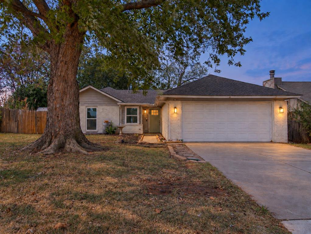 513 Beagle Circle Property Photo 1