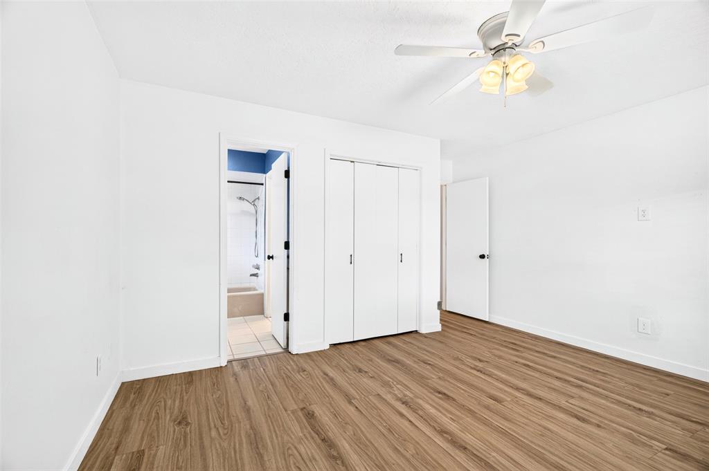 9909 S Allen Drive Property Photo 20