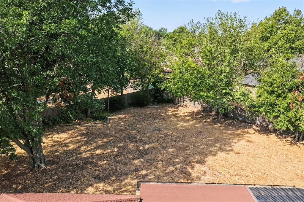 9909 S Allen Drive Property Photo 33