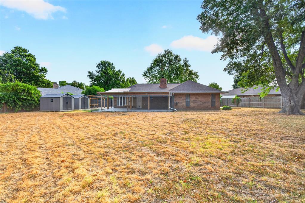 9909 S Allen Drive Property Photo 41