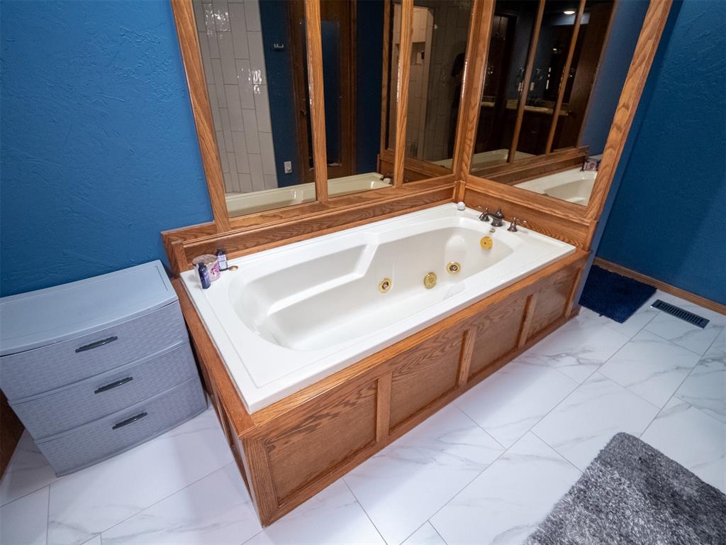 11408 Burning Oaks Road Property Photo 43