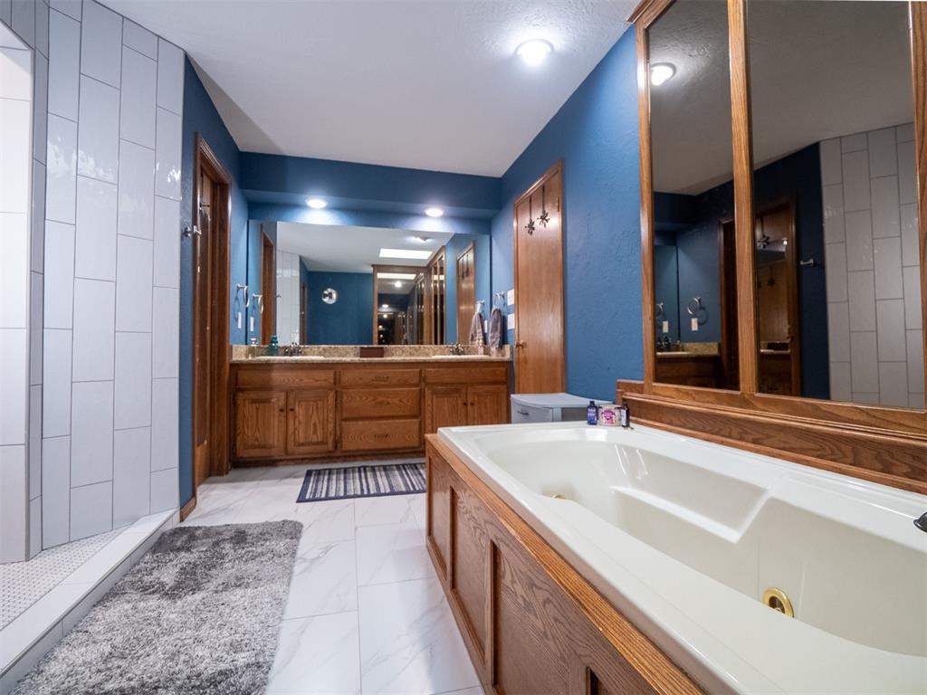 11408 Burning Oaks Road Property Photo 44