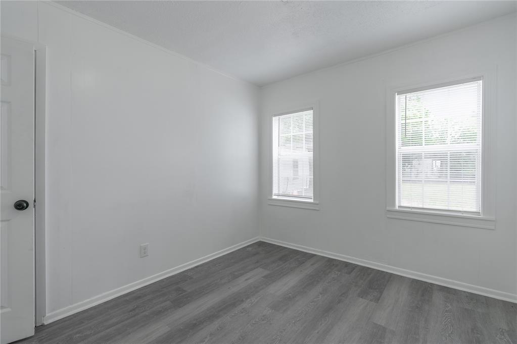 208 W Fairchild Drive Property Photo 12