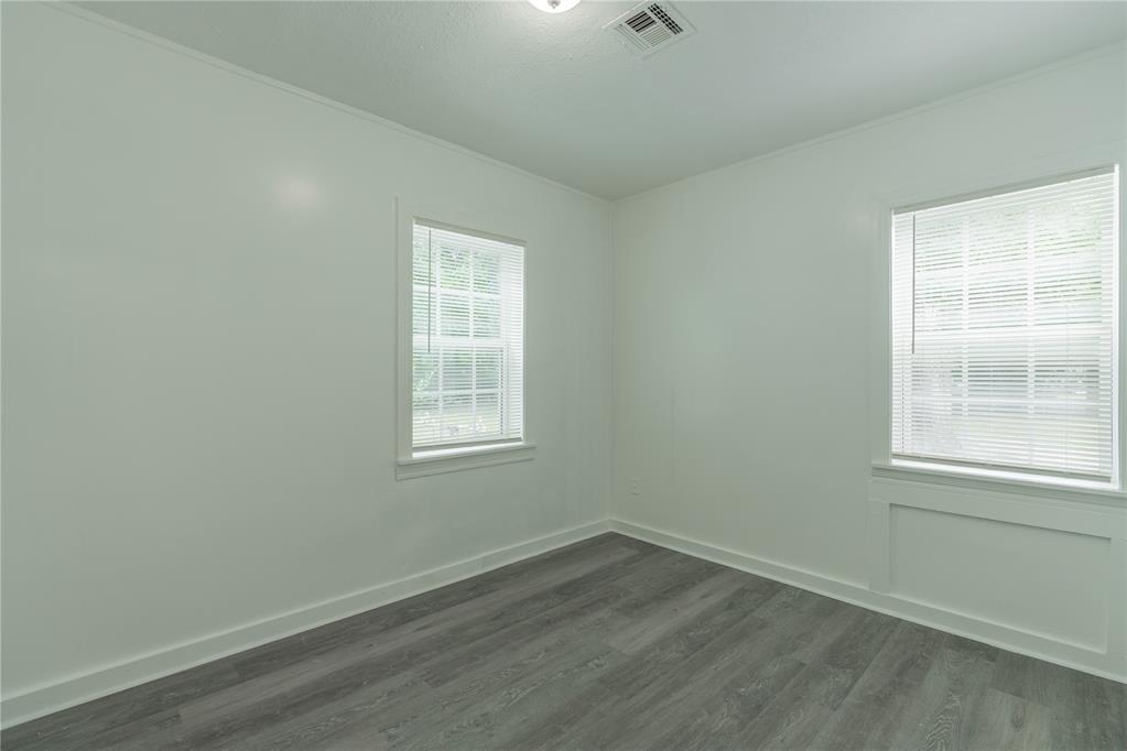 208 W Fairchild Drive Property Photo 18