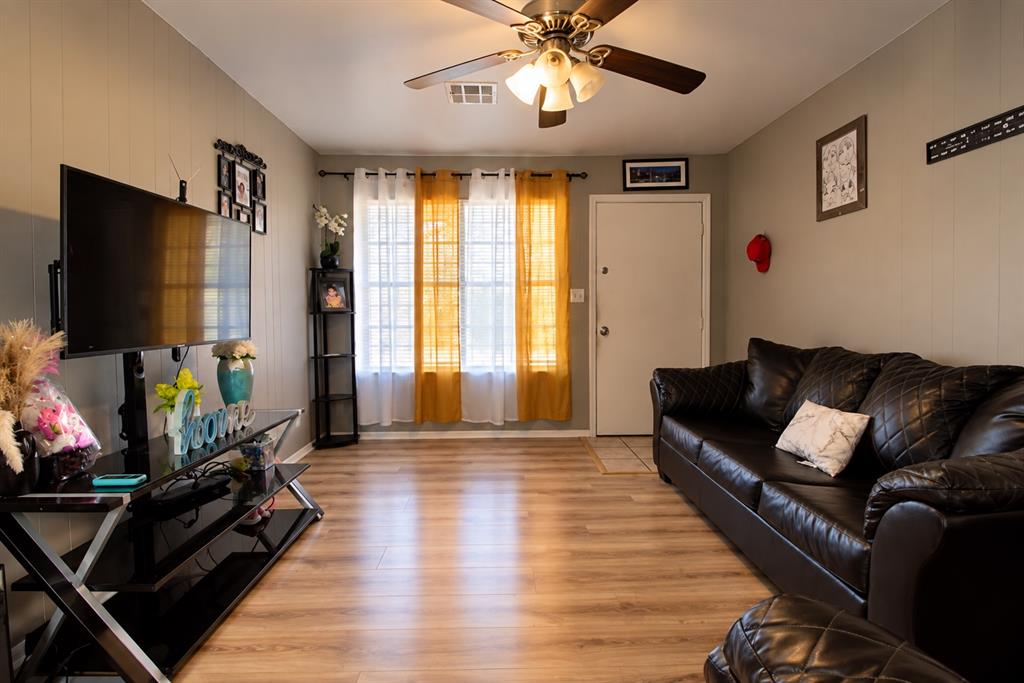 740 Butler Street Property Photo 3