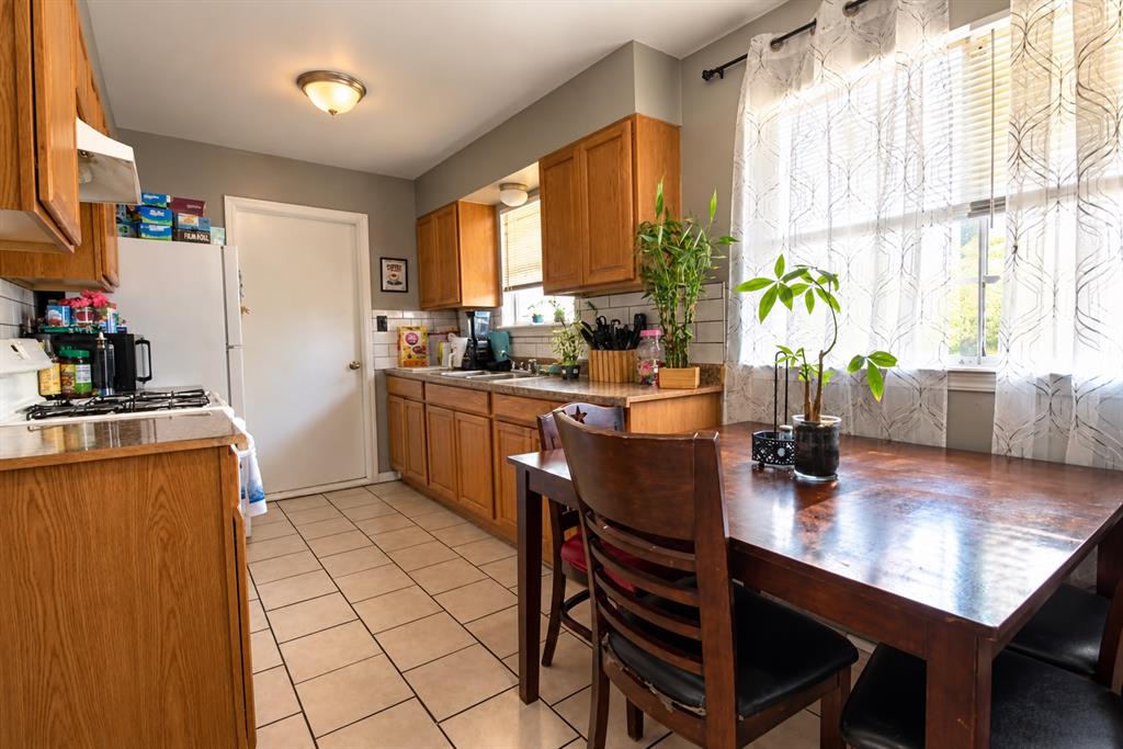740 Butler Street Property Photo 7