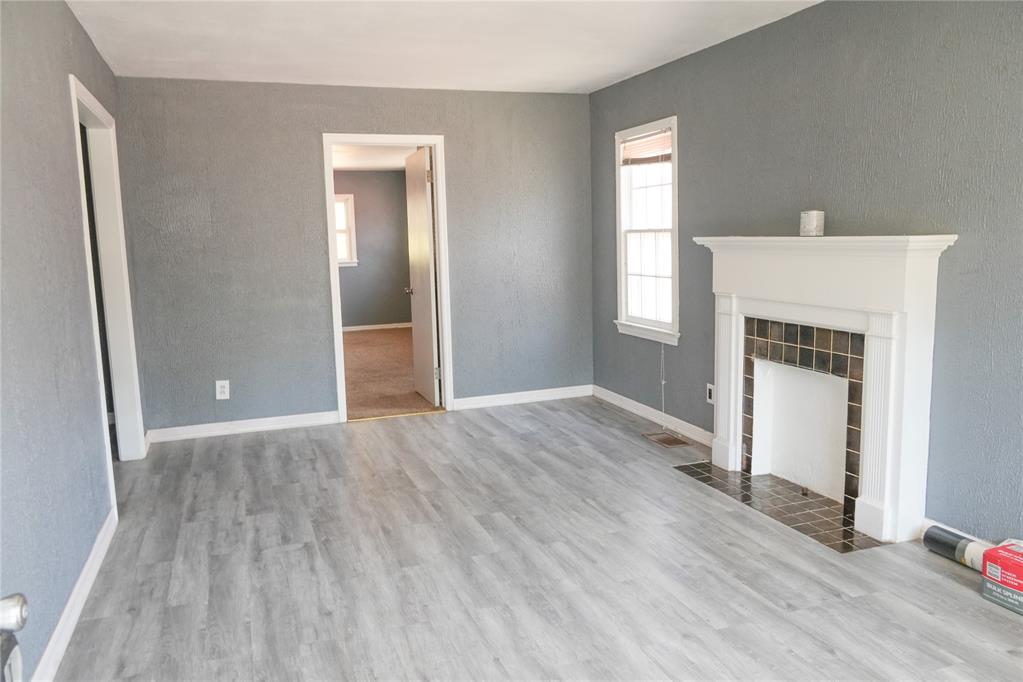 2115 Ne 19th Street Property Photo 3