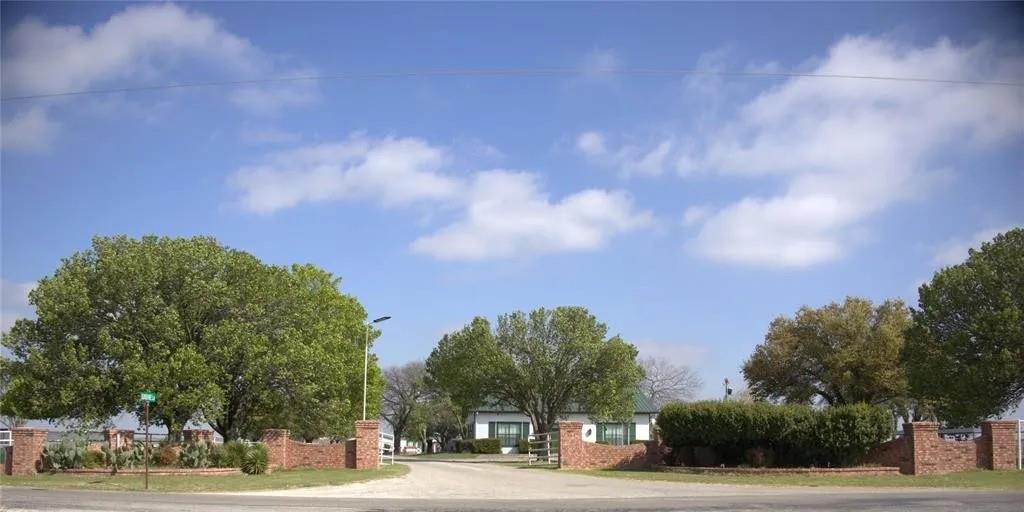 7511 Sunshine Lane Property Photo 6