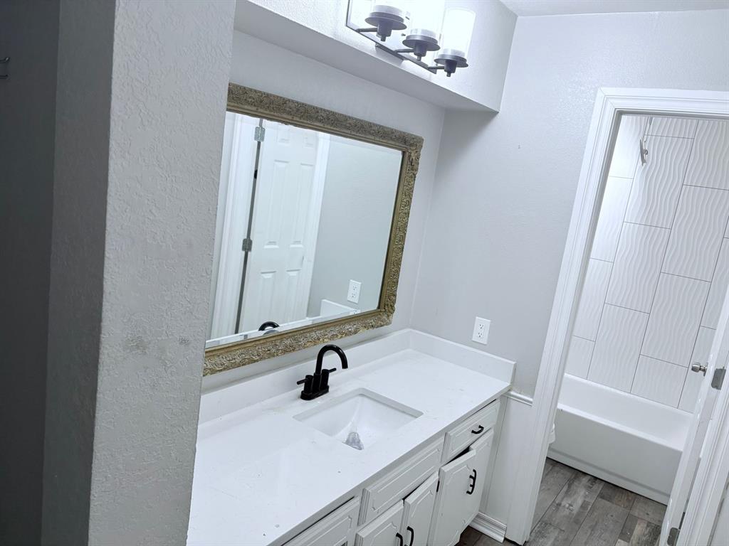 8520 E Covell Road Property Photo 7